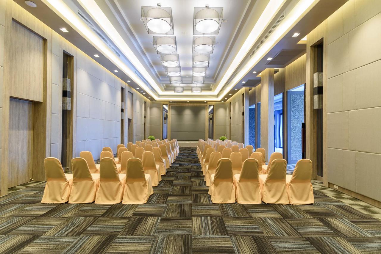 Green Ville Laguna Hotel Sung Noen Экстерьер фото